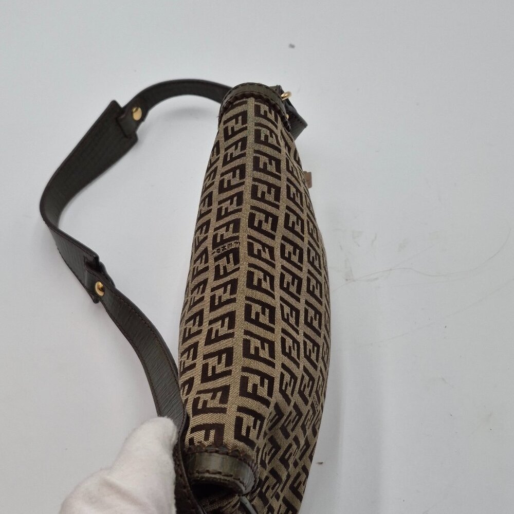 Vintage FENDI Monogram canvas Baguette with COA - Picture 6 of 14